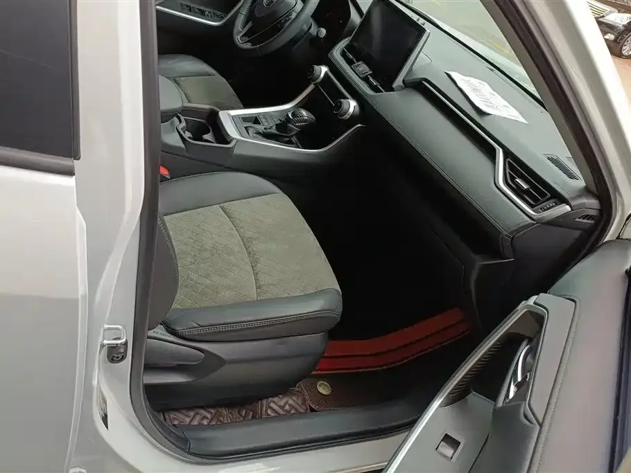 Toyota RAV4 2022 из CN, фото 9