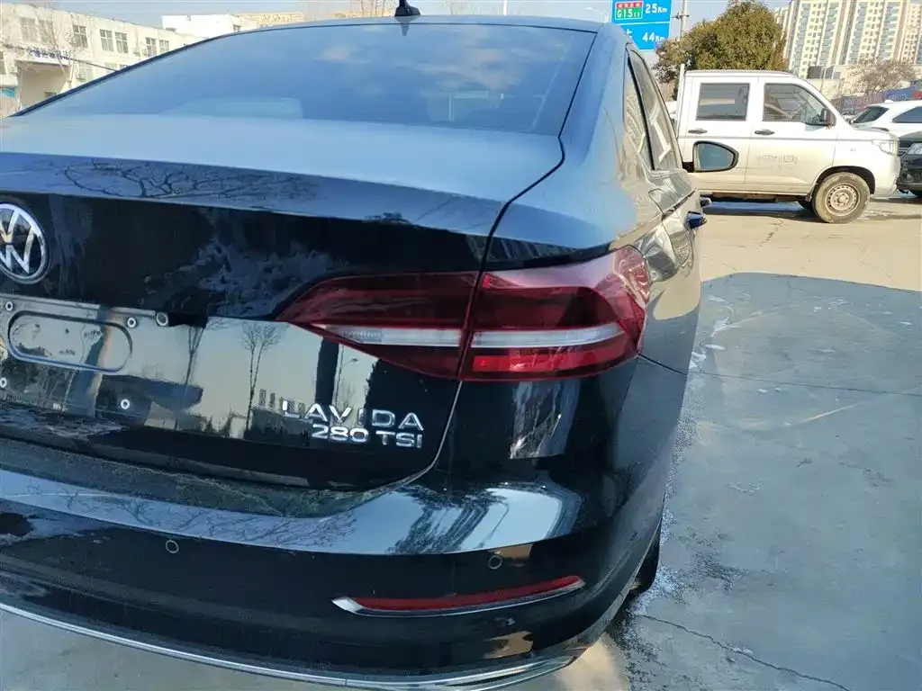 Volkswagen Lavida 2021 из CN, фото 2