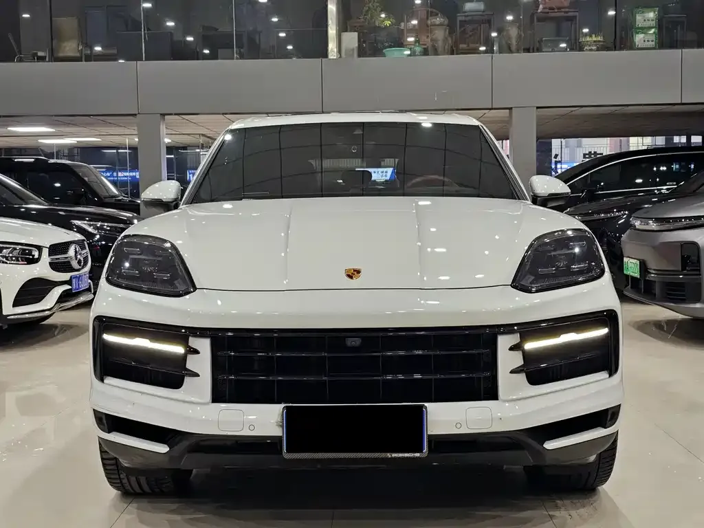 Porsche Cayenne 2024 из CN, фото 2