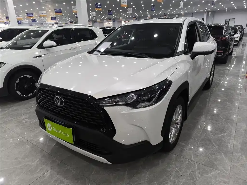 Toyota Corolla Cross 2024 из CN, фото 1
