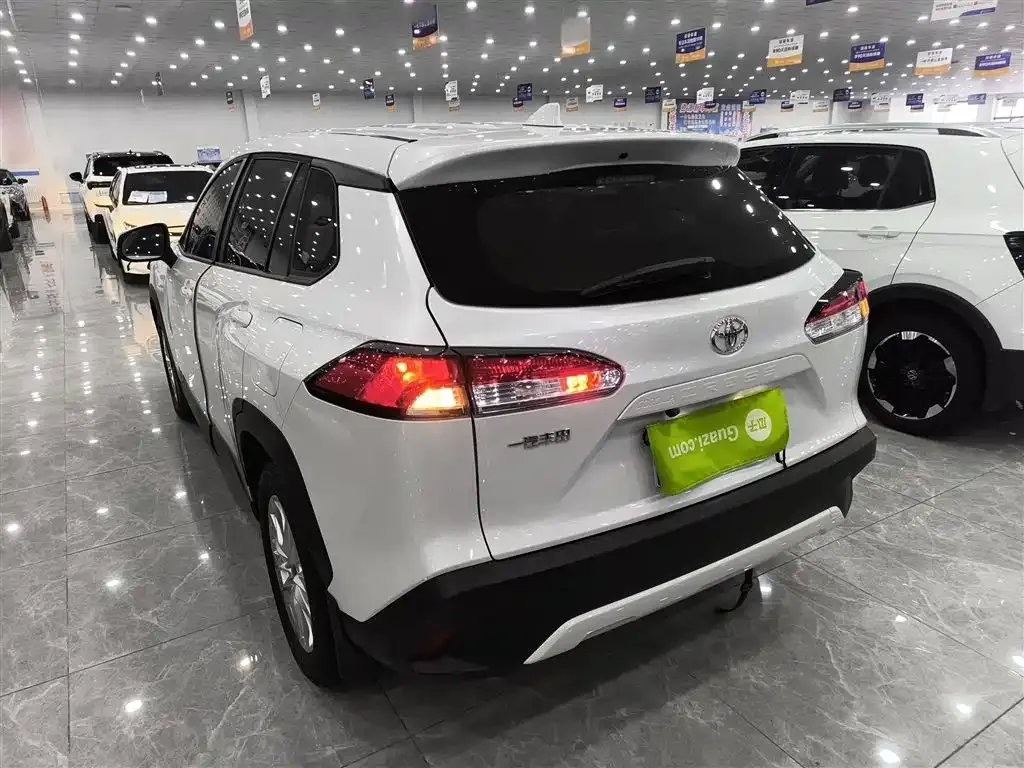 Toyota Corolla Cross 2024 из CN, фото 7