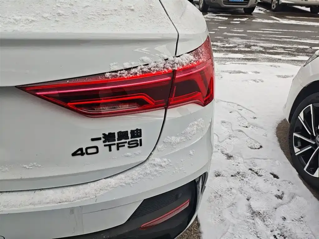 Audi Q3 Sportback 2023 из CN, фото 4