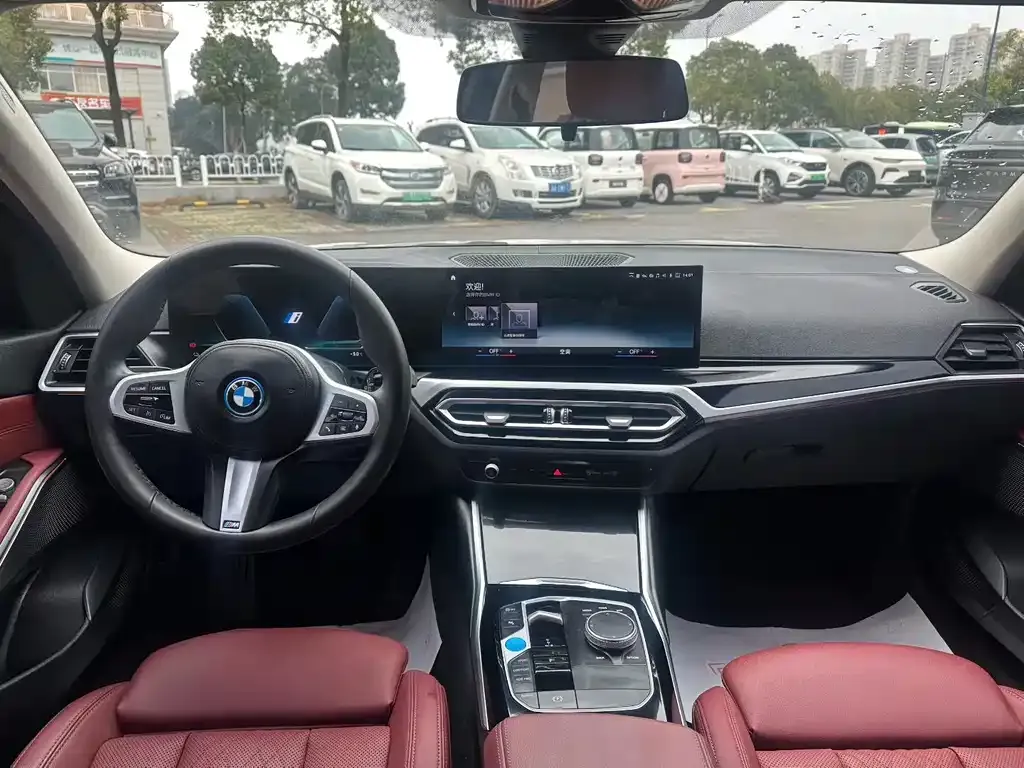 BMW i3 — фото 7