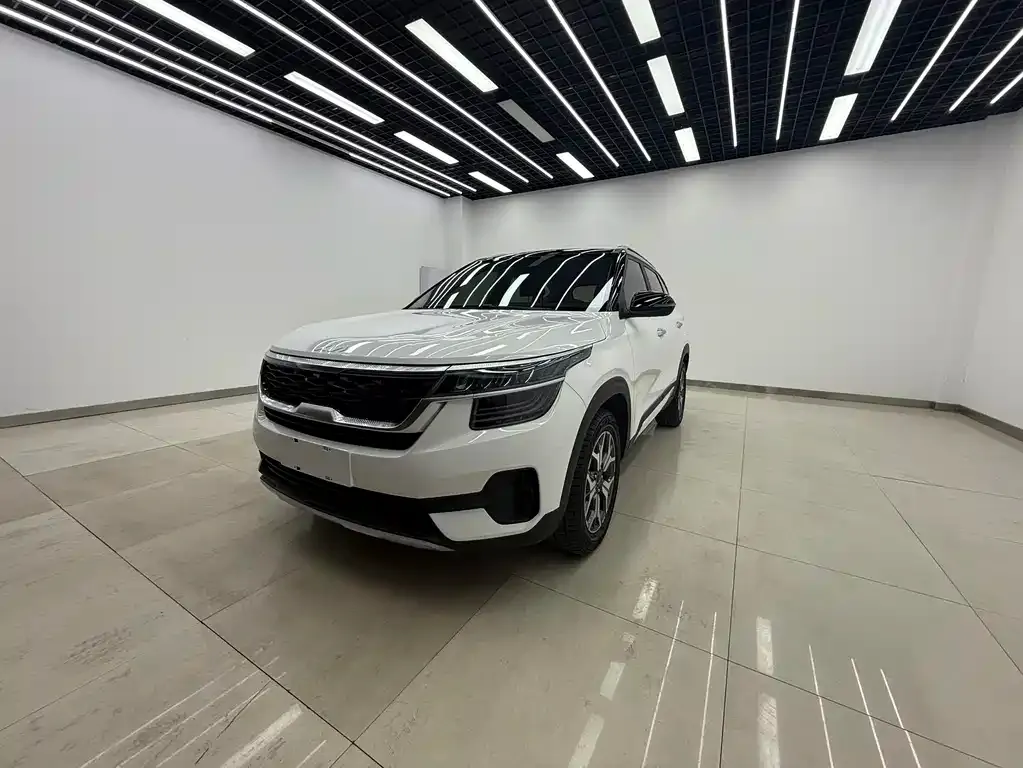 Kia KX3 2021 из CN, фото 1