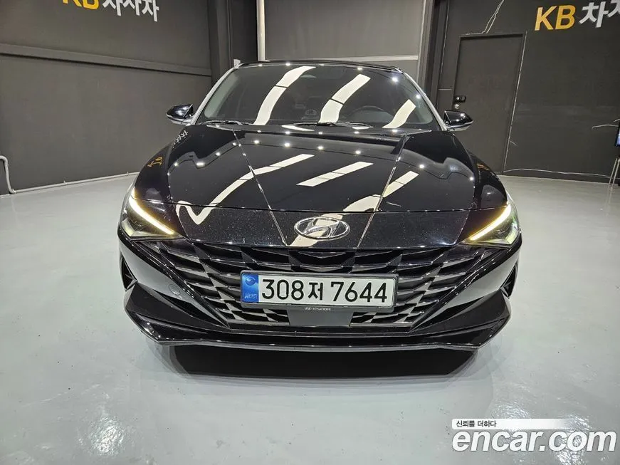 Hyundai AVANTE 2021 из KR, фото 2