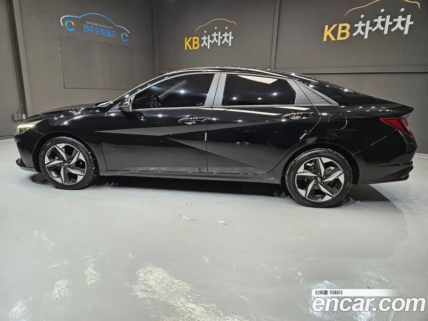 Hyundai AVANTE 2021 из KR, фото 4