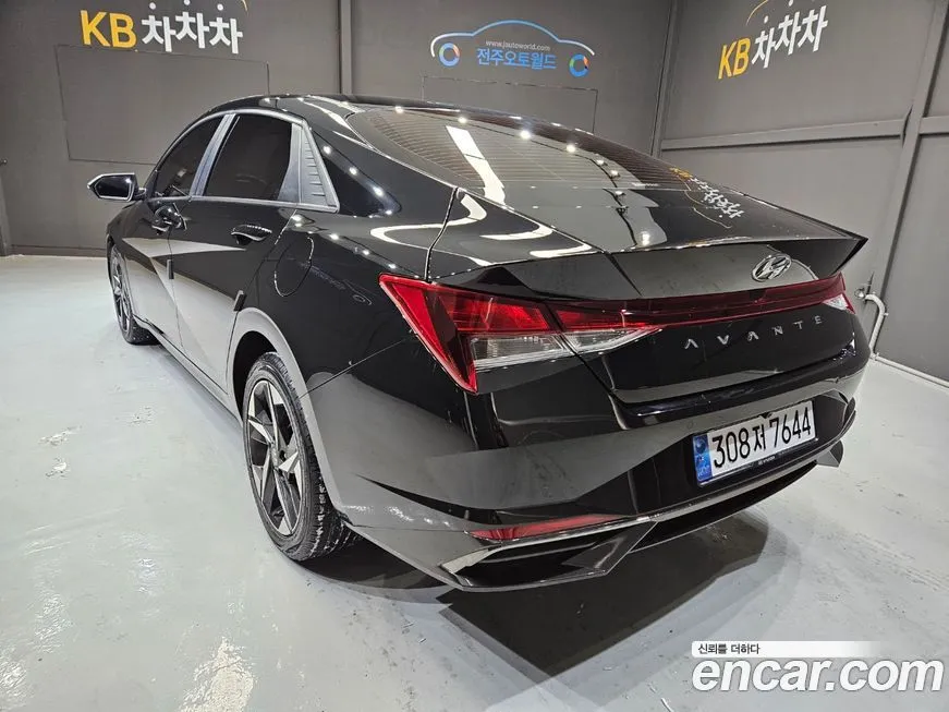 Hyundai AVANTE 2021 из KR, фото 8