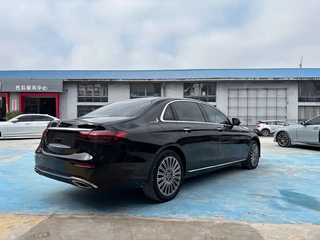 Mercedes-Benz E-Class 2023 из CN, фото 2