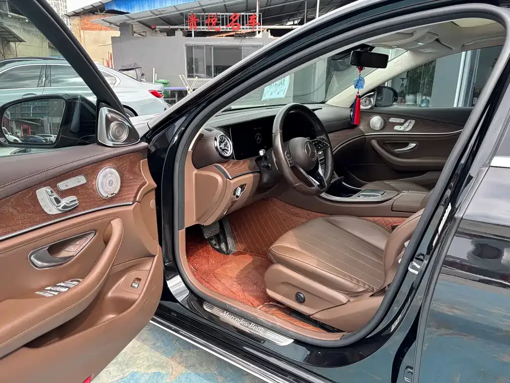 Mercedes-Benz E-Class 2023 из CN, фото 6