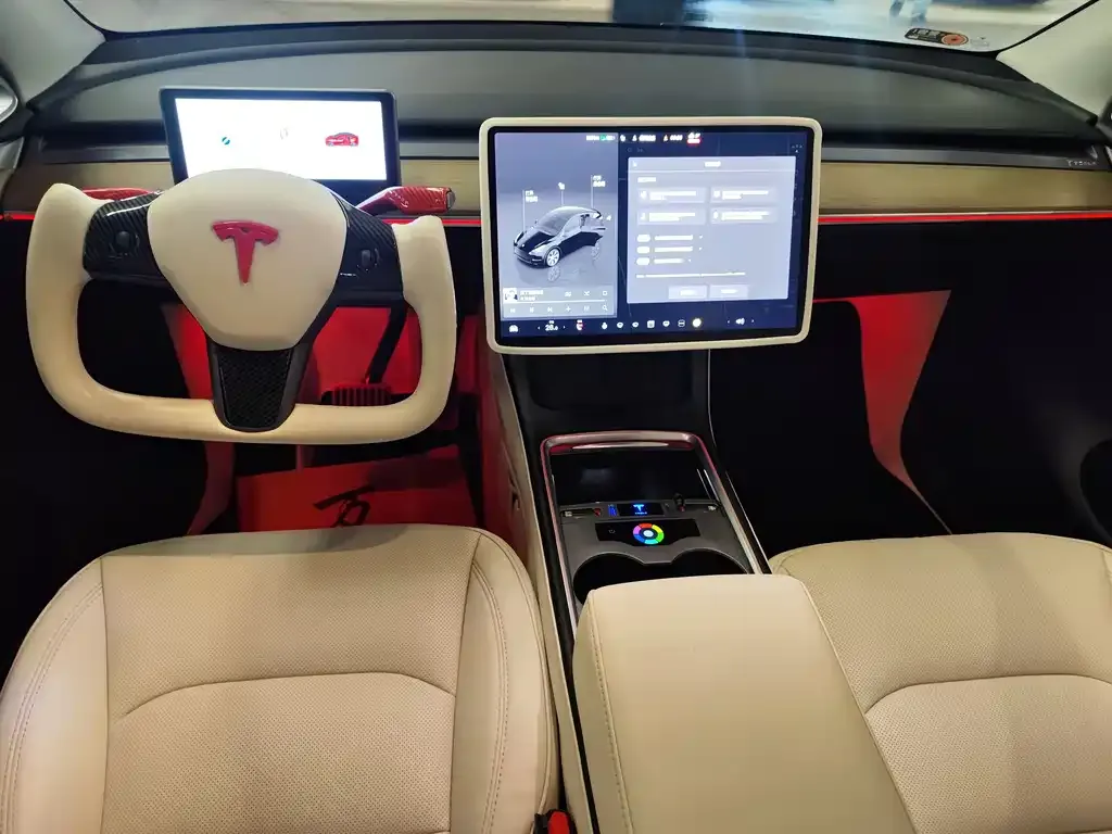 Tesla Model Y — фото 7