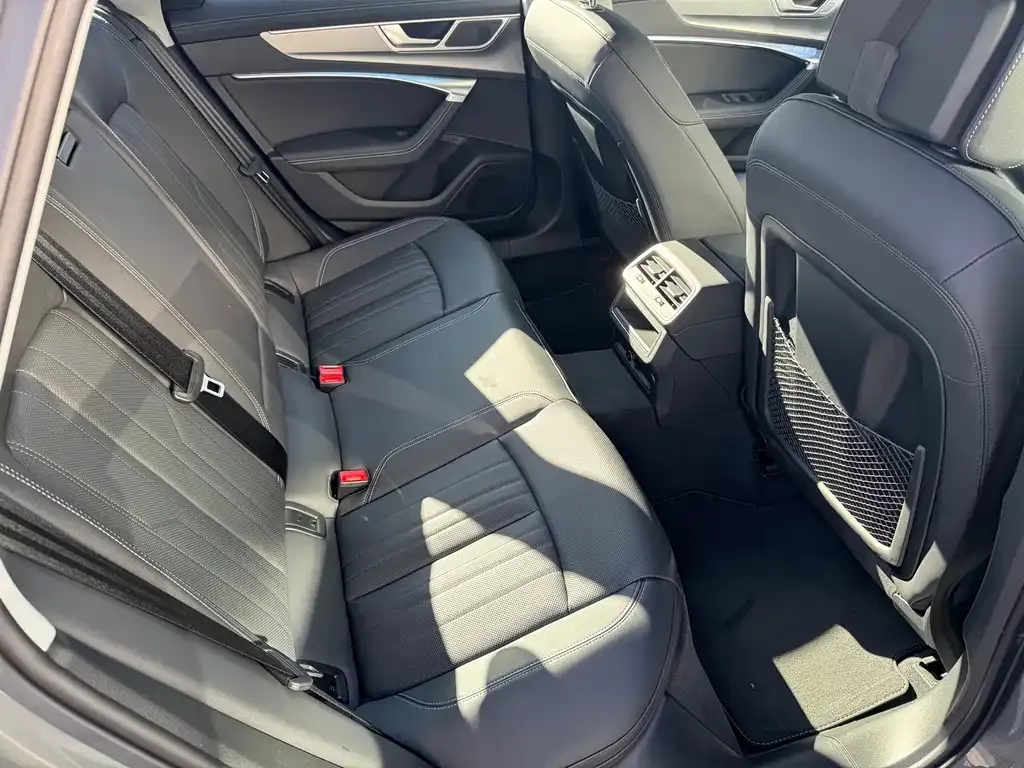 Audi A6 (Import) — фото 4