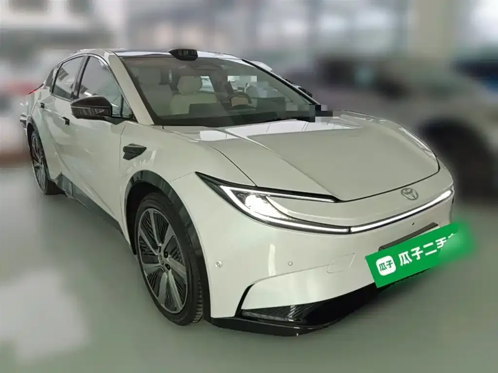 Toyota bZ5 2025 из CN, фото 3