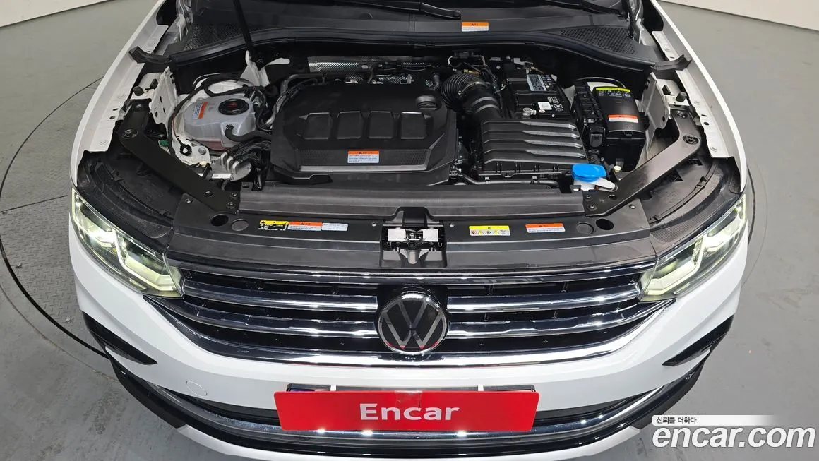 Volkswagen Tiguan — фото 2
