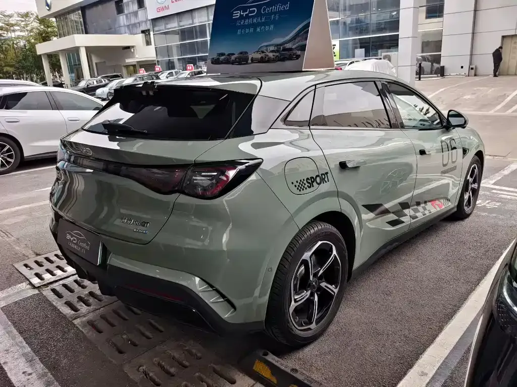 BYD Seal 06GT — фото 8