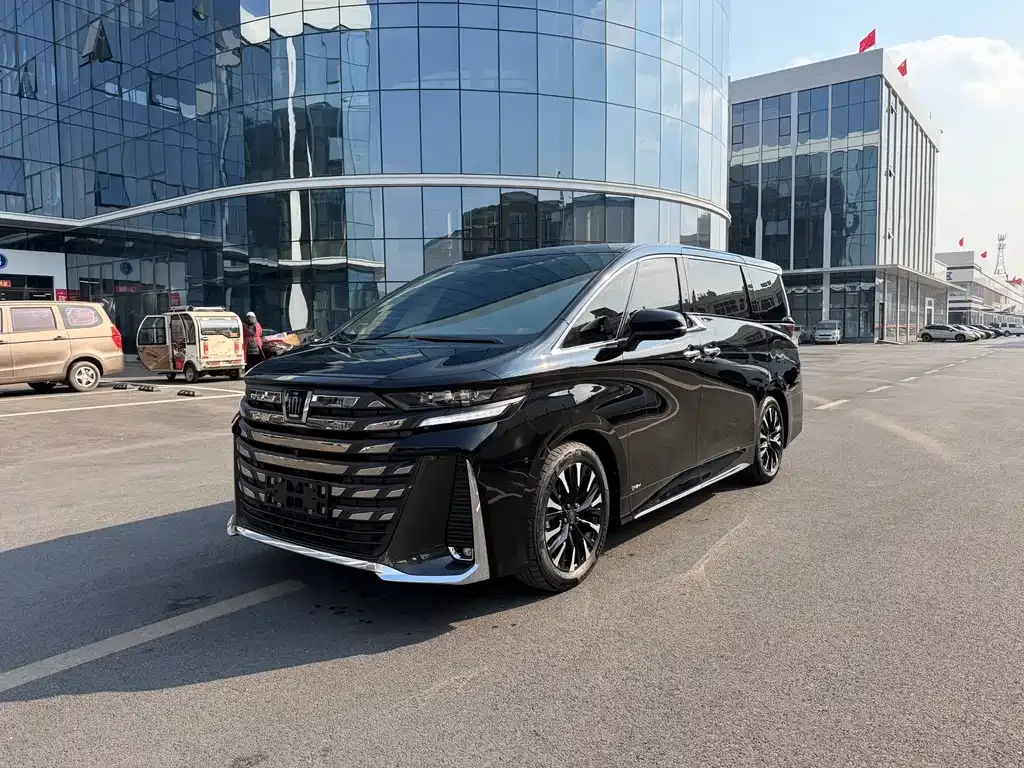 Toyota Vellfire 2024 из CN, фото 10