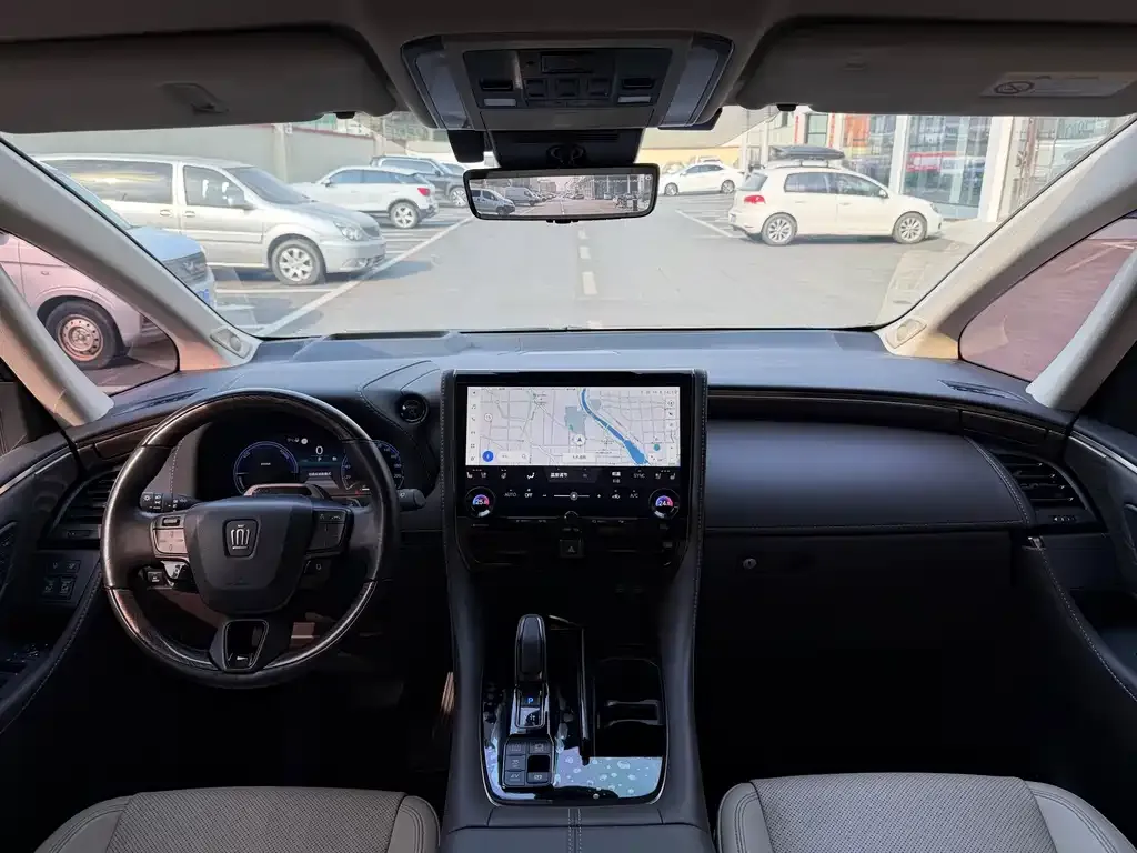 Toyota Vellfire 2024 из CN, фото 8