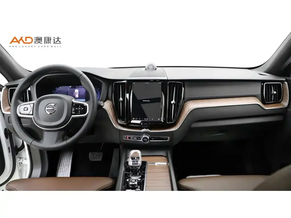 Volvo XC60 2024 из CN, фото 10