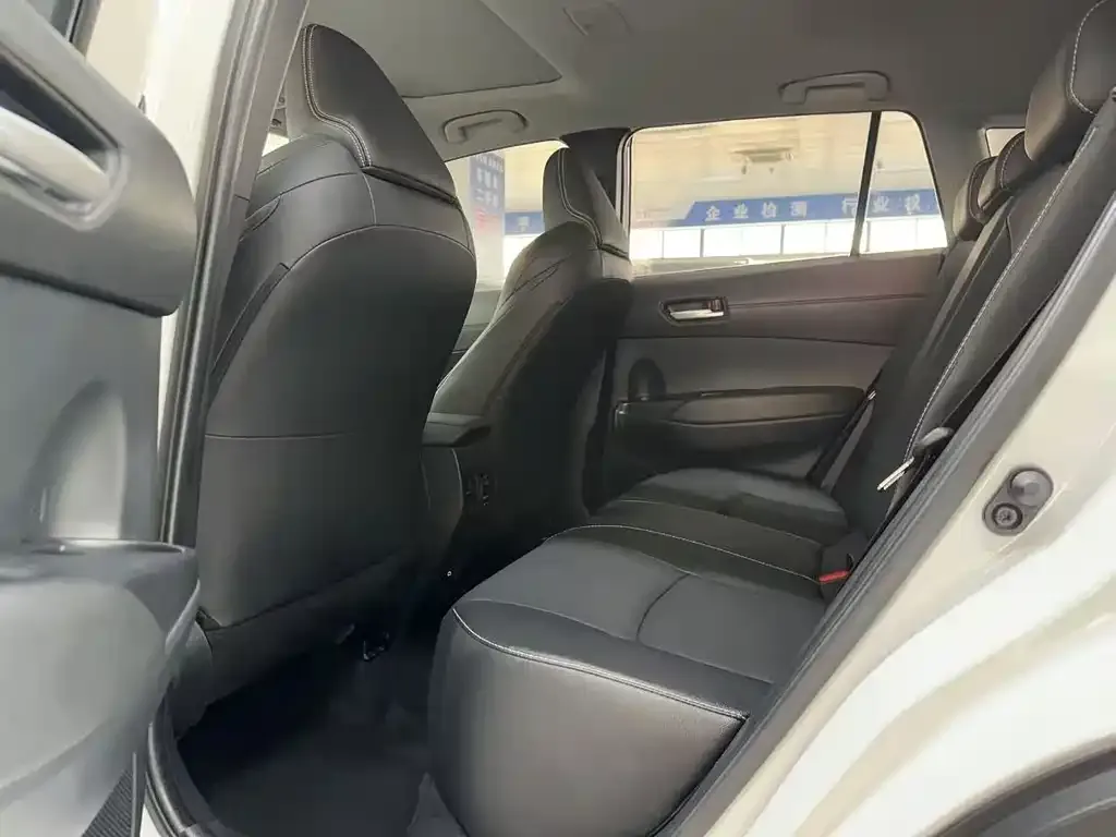 Toyota Frontlander 2022 из CN, фото 6