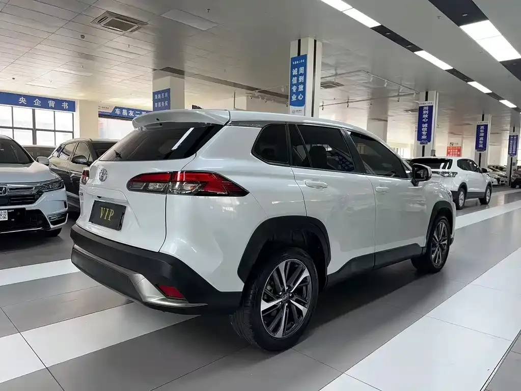 Toyota Frontlander 2022 из CN, фото 10