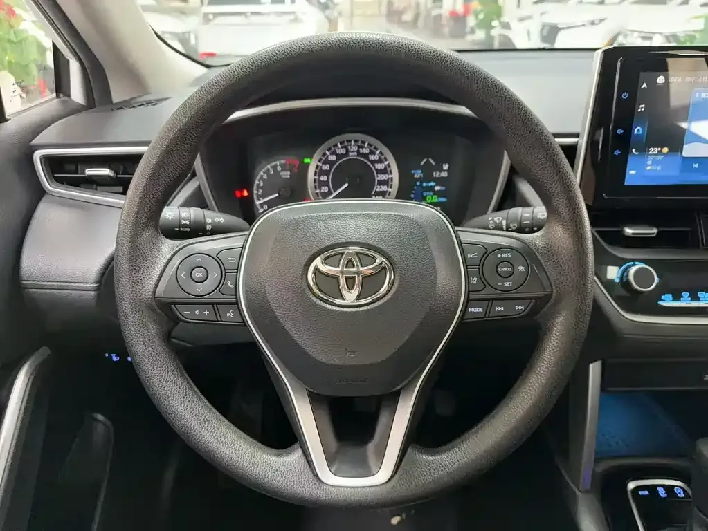 Toyota Frontlander 2022 из CN, фото 5