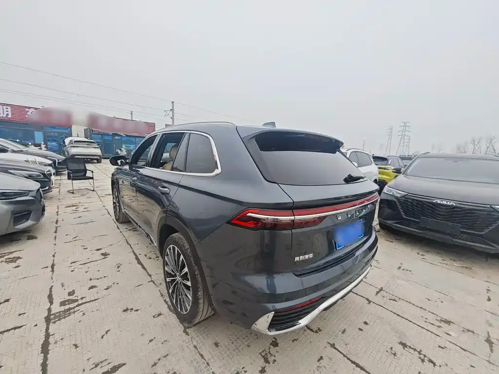 Geely Xingyue L — фото 6