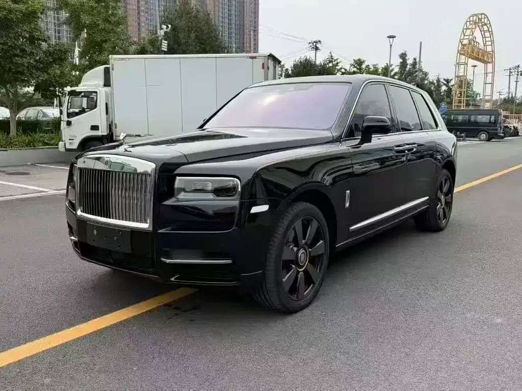 Rolls-Royce Cullinan 2023 из CN, фото 1