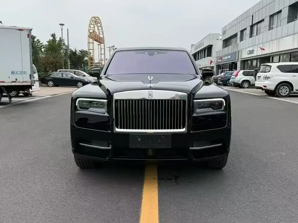 Rolls-Royce Cullinan 2023 из CN, фото 2