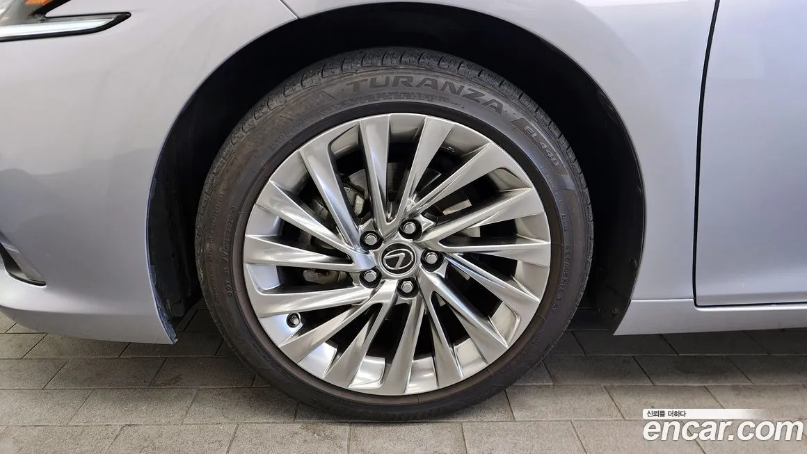 Lexus ES 2022 из KR, фото 7