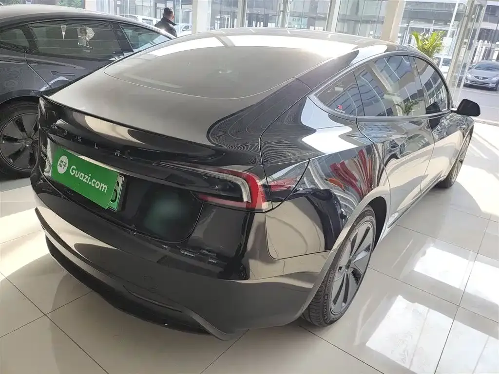 Tesla Model 3 2024 из CN, фото 3