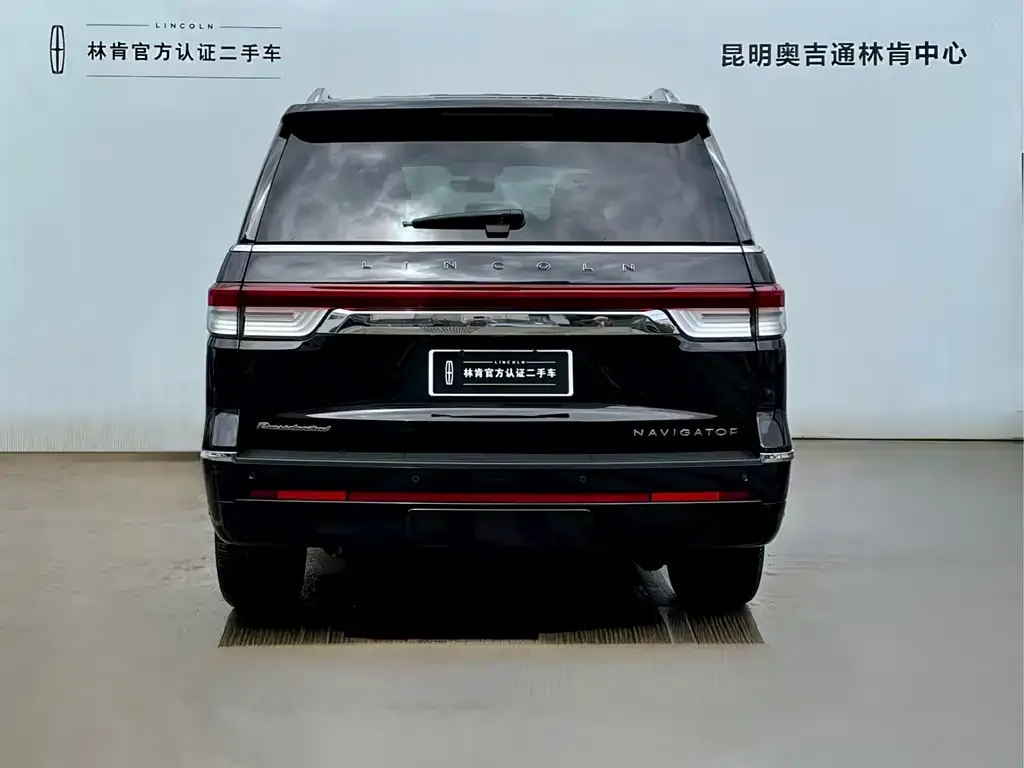 Lincoln Navigator — фото 2