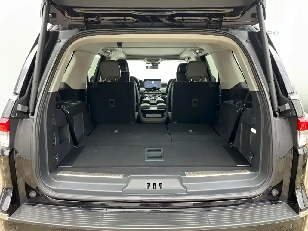 Lincoln Navigator — фото 6