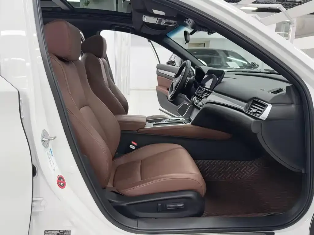 Honda Inspire 2022 из CN, фото 3
