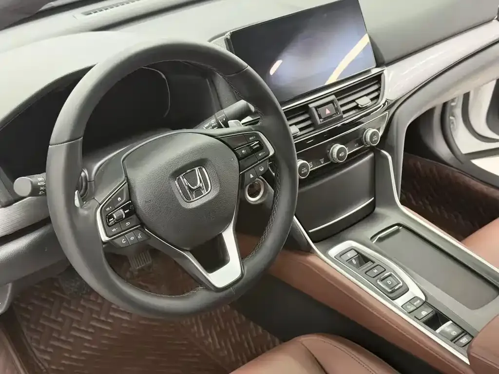 Honda Inspire 2022 из CN, фото 2