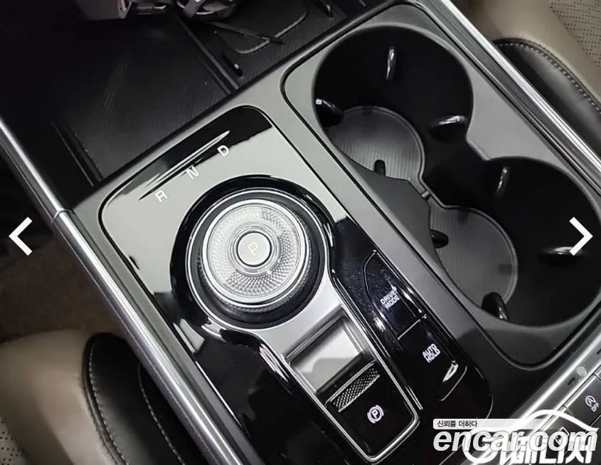 Kia Carnival — фото 10