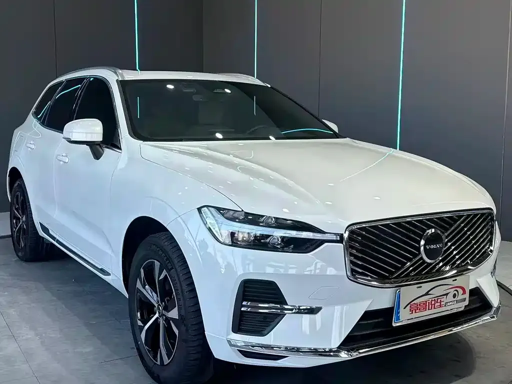 Volvo XC60 2025 из CN, фото 3