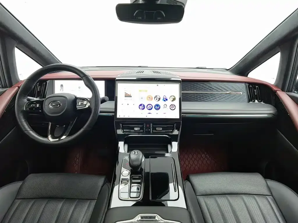 GAC Motor Trumpchi M8 — фото 10