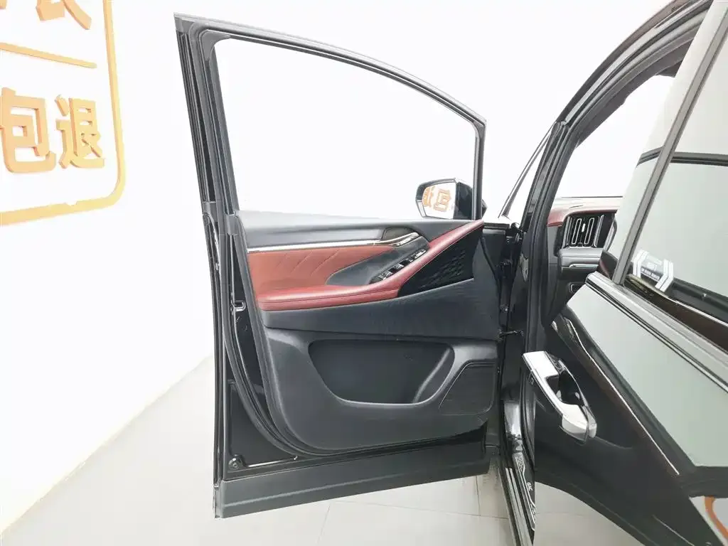 GAC Motor Trumpchi M8 — фото 9