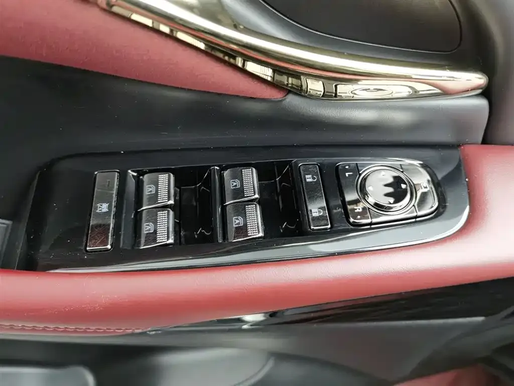 GAC Motor Trumpchi M8 — фото 3