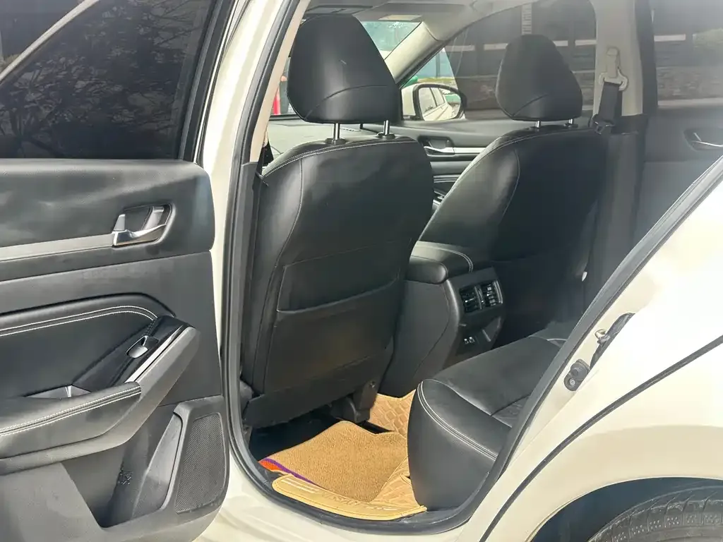 Nissan Teana 2022 из CN, фото 4