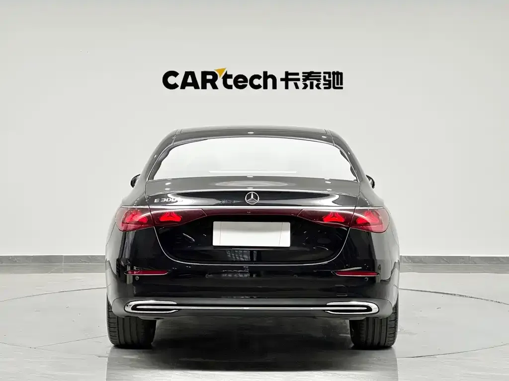 Mercedes-Benz E-Class 2025 из CN, фото 2