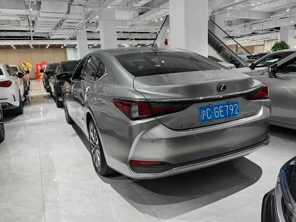 Lexus ES 2024 из CN, фото 4