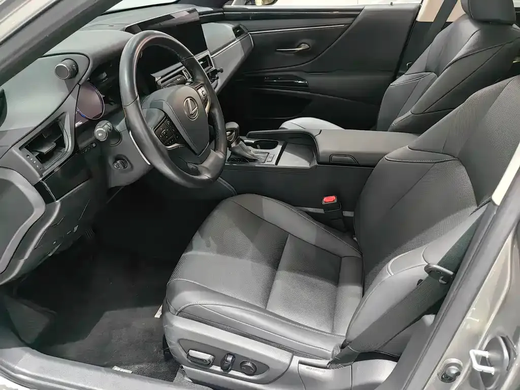 Lexus ES 2024 из CN, фото 8