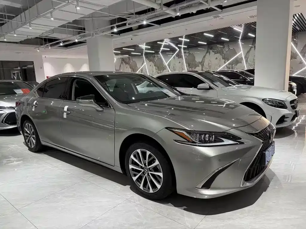 Lexus ES 2024 из CN, фото 5
