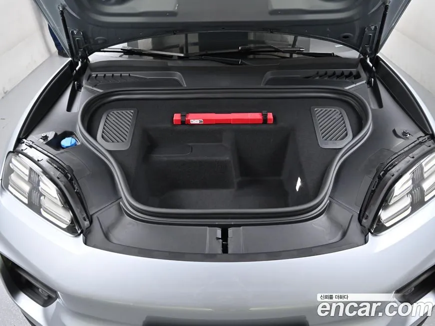 Porsche Macan 2025 из KR, фото 10