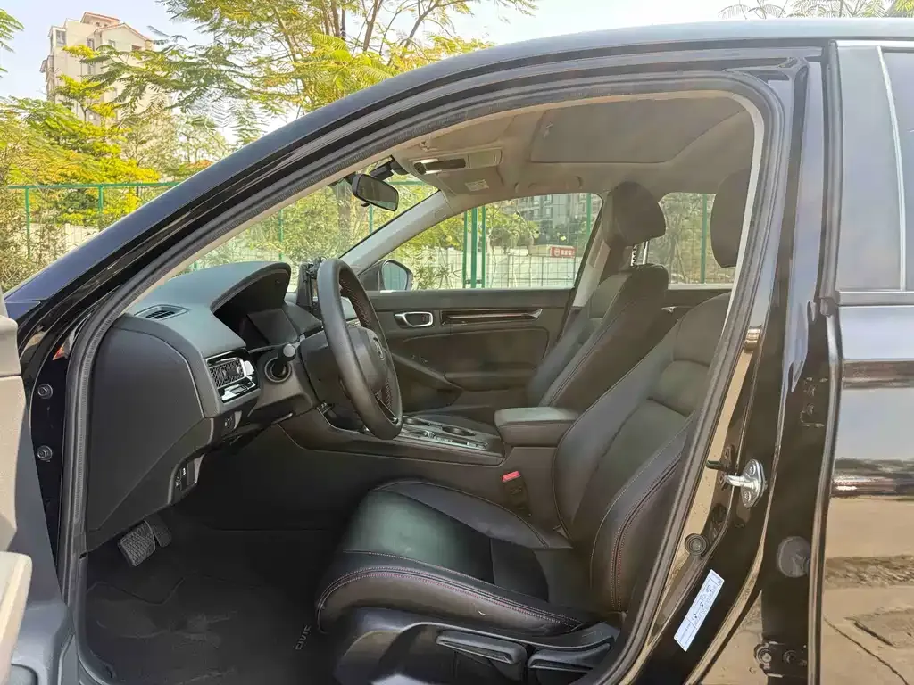 Honda Civic 2023 из CN, фото 6