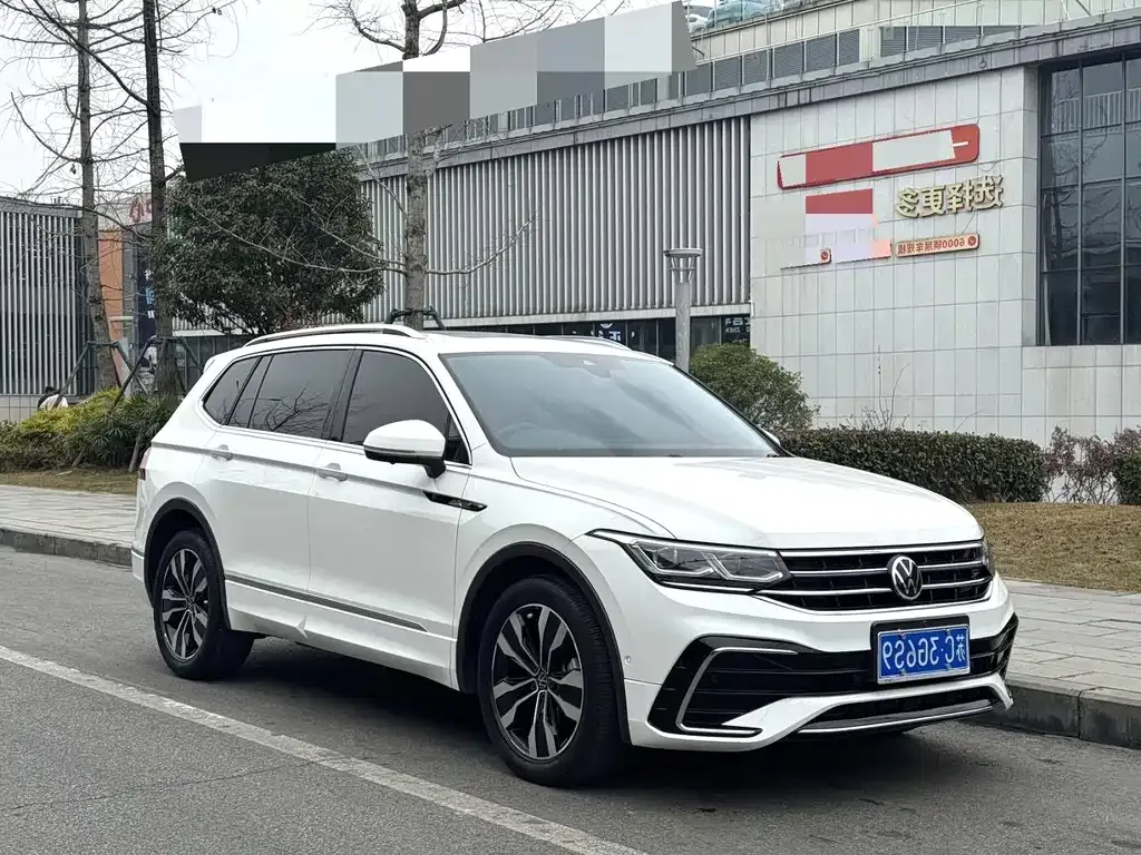 Volkswagen Tiguan L 2022 из CN, фото 9