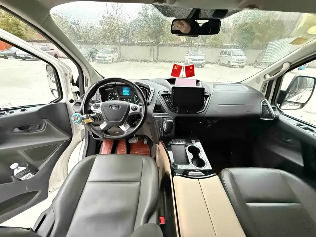 Ford Tourneo 2021 из CN, фото 8