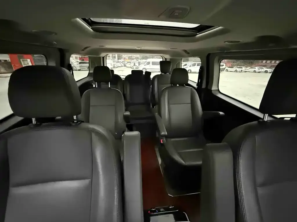 Ford Tourneo 2021 из CN, фото 3