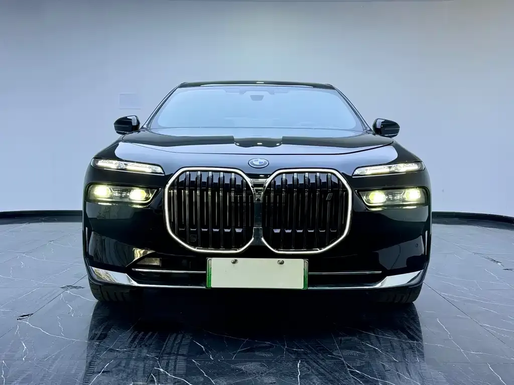 BMW i7 2024 из CN, фото 2