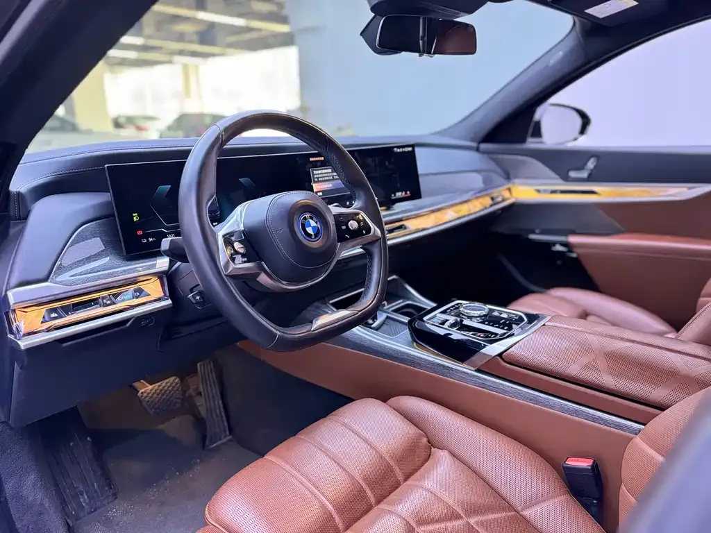 BMW i7 2024 из CN, фото 8